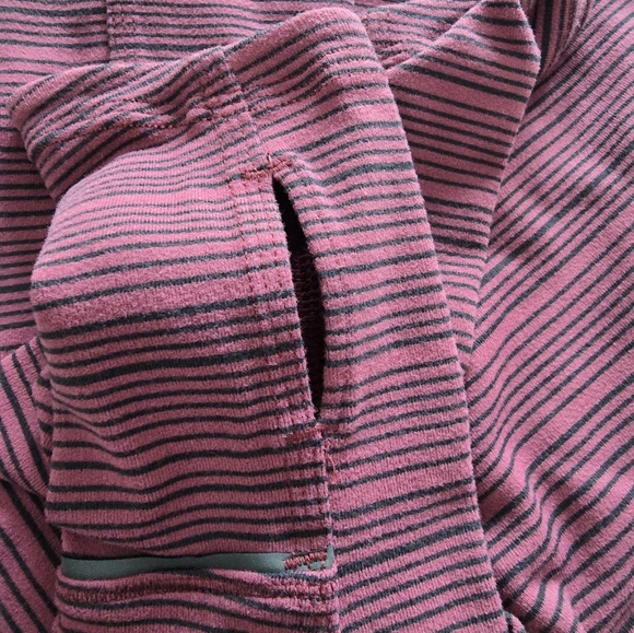 Lululemon Kanto Catch Me Long Sleeve Stripe Wine Berry Black Top| Women's Size 6 - Picture 12 of 12